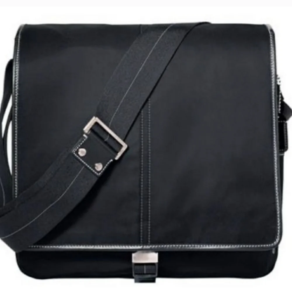 🗼RARE🗼Coach unisex black nylon messenger bag 5373